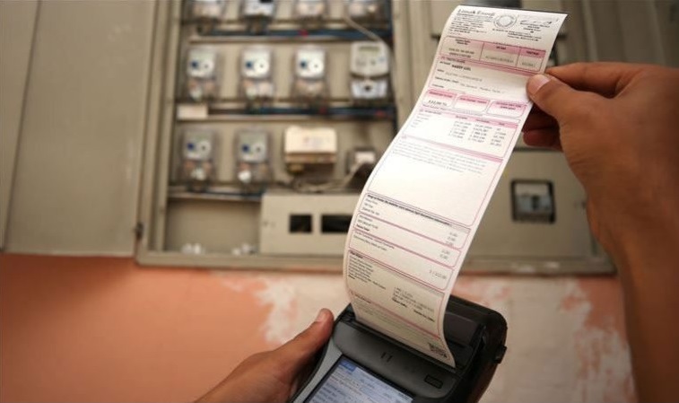 3 milyon ailenin elektriği, 1 milyon ailenin doğagazı kesildi
