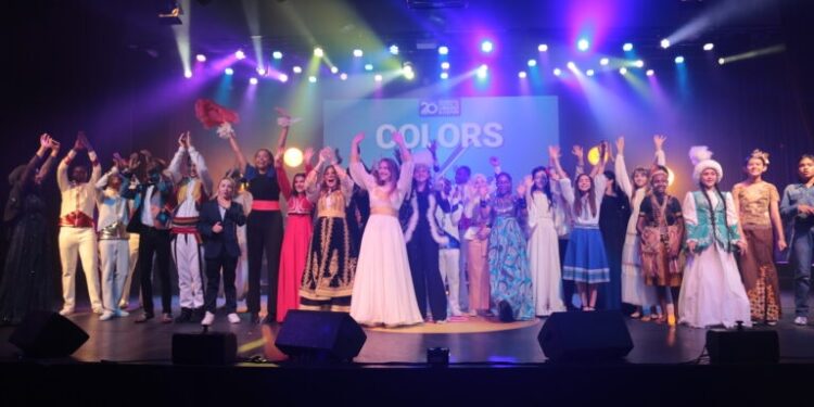 IFLC Türkçe şarkı yarışması 1.si ‘Geçer’le Kazakistan’dan Eva Shirko oldu
